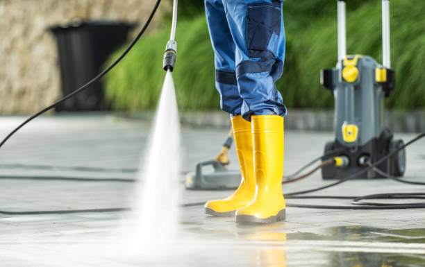Deck Cleaning Services in Aurora, MO