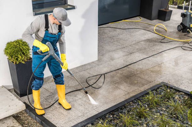 Best Roof Pressure Washing  in Aurora, MO